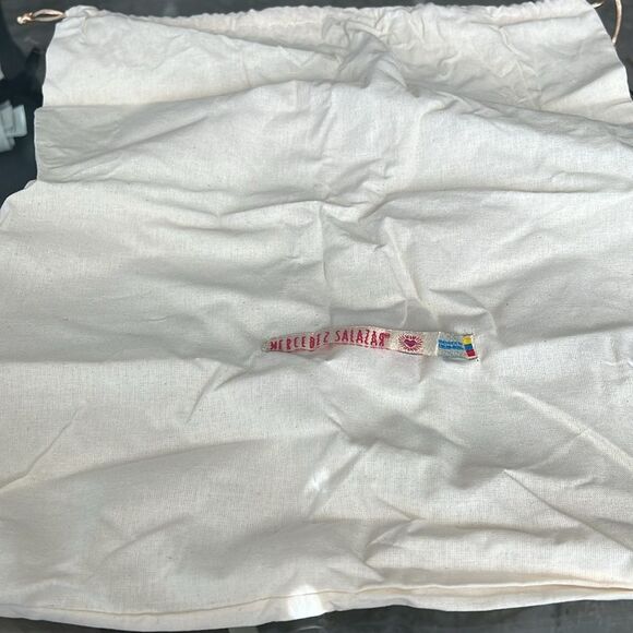 Mercedes Salazar Revolve* I Want To Hold Your Hand Crossbody Bag, NWT - Picture 10 of 14